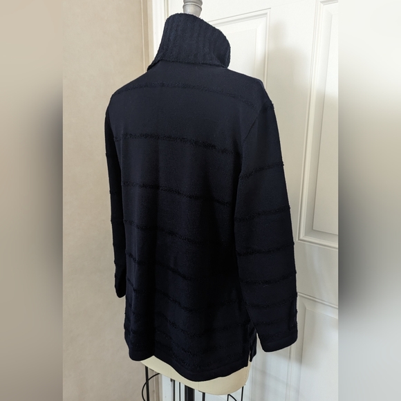 QUESTA DONNA! Sweater - Picture 8 of 14